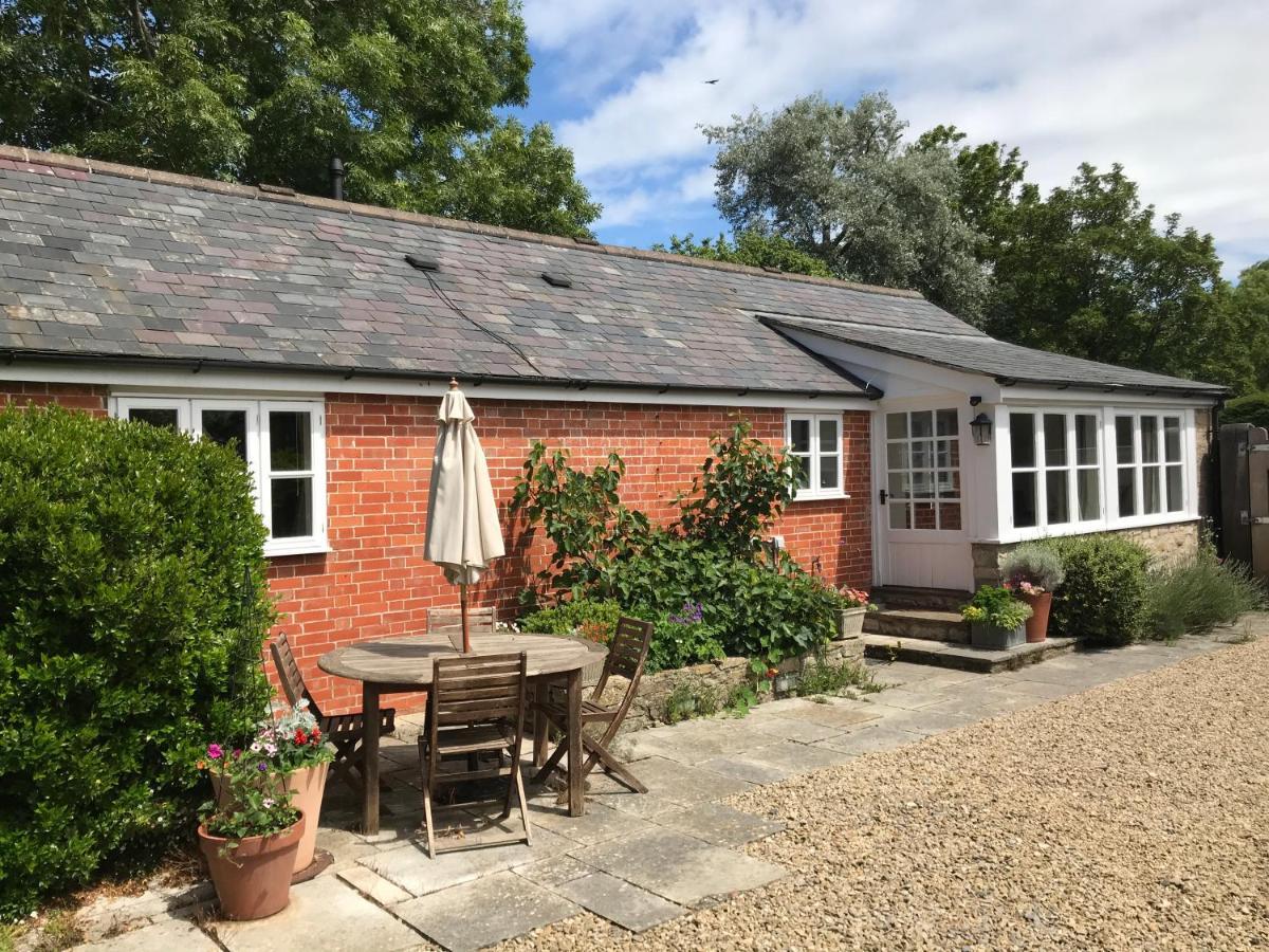 Norburton Hall Cottages Bridport Bagian luar foto